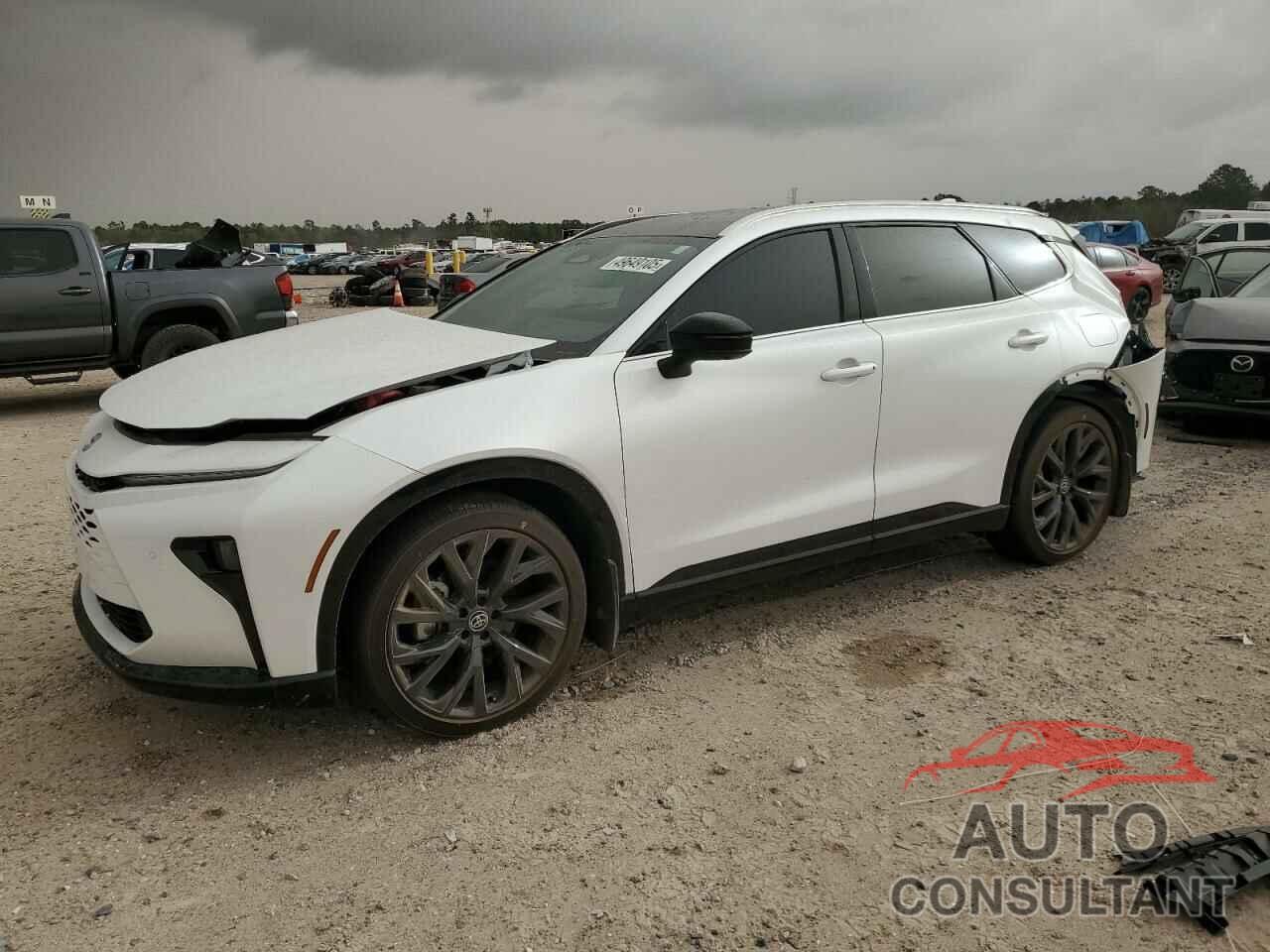 TOYOTA CROWN SIGN 2025 - JTDACAAJ5S3017063