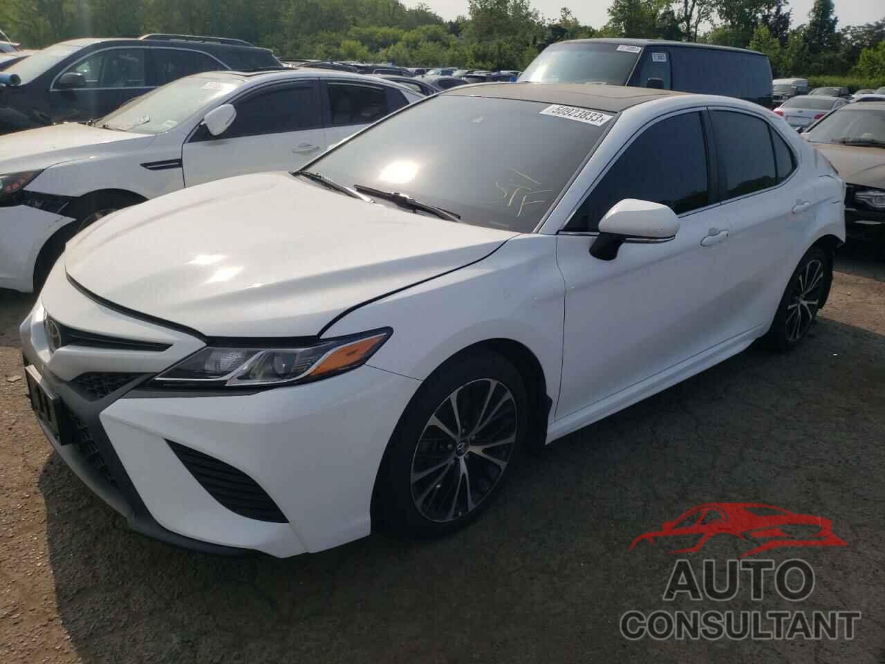 TOYOTA CAMRY 2018 - 4T1B11HK6JU627678