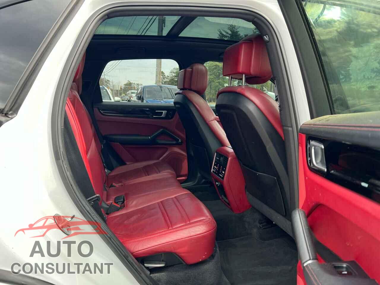 PORSCHE CAYENNE 2019 - WP1AA2AY7KDA07877