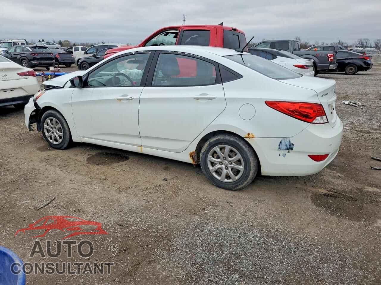 HYUNDAI ACCENT 2013 - KMHCT4AE7DU472714