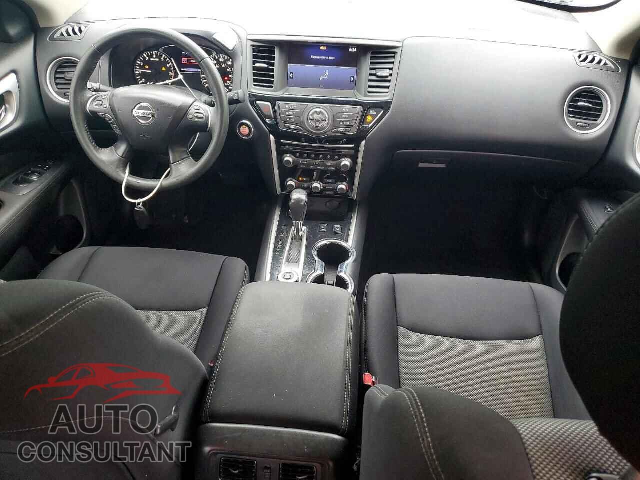 NISSAN PATHFINDER 2017 - 5N1DR2MM9HC636440