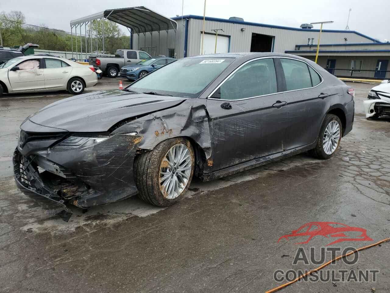 TOYOTA CAMRY 2018 - 4T1BZ1HK0JU018305