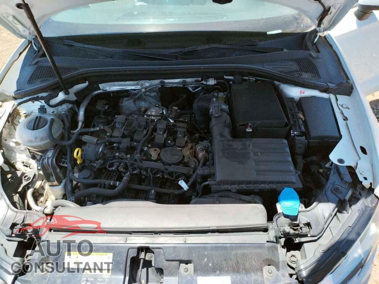 AUDI A3 2017 - WAUGUGFF8H1058223