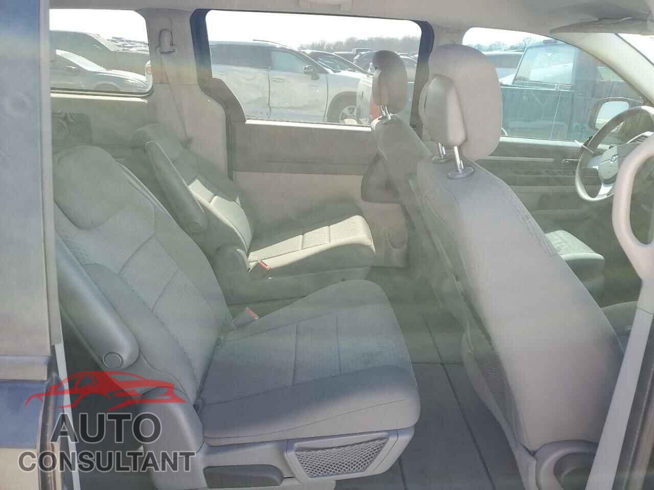 DODGE CARAVAN 2010 - 2D4RN4DE2AR277815