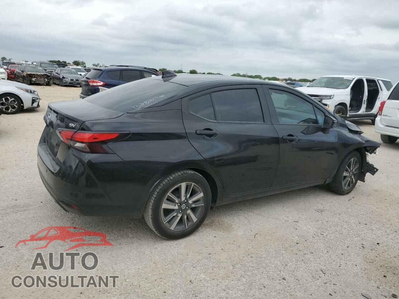 NISSAN VERSA 2021 - 3N1CN8EV7ML871801