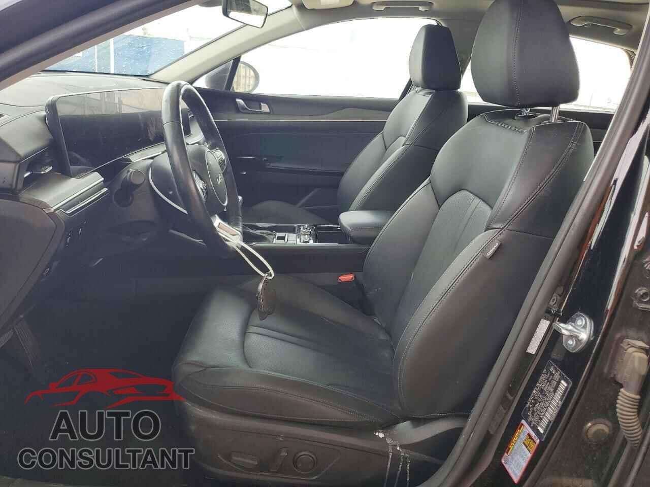 KIA K5 2025 - KNAG34J78S5364291