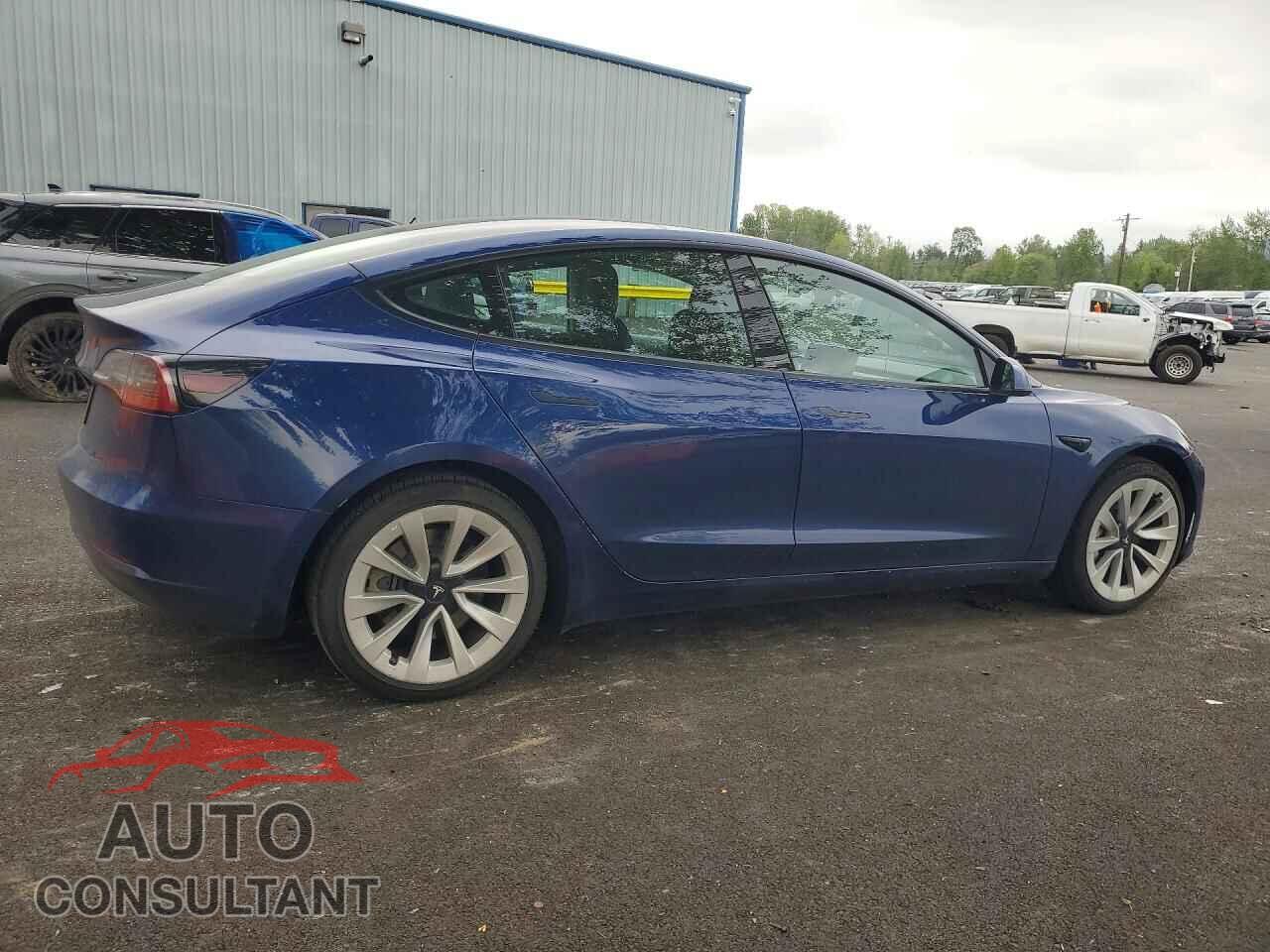 TESLA MODEL 3 2022 - 5YJ3E1EA6NF370142
