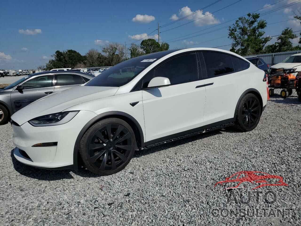 TESLA MODEL X 2022 - 7SAXCBE6XNF353579