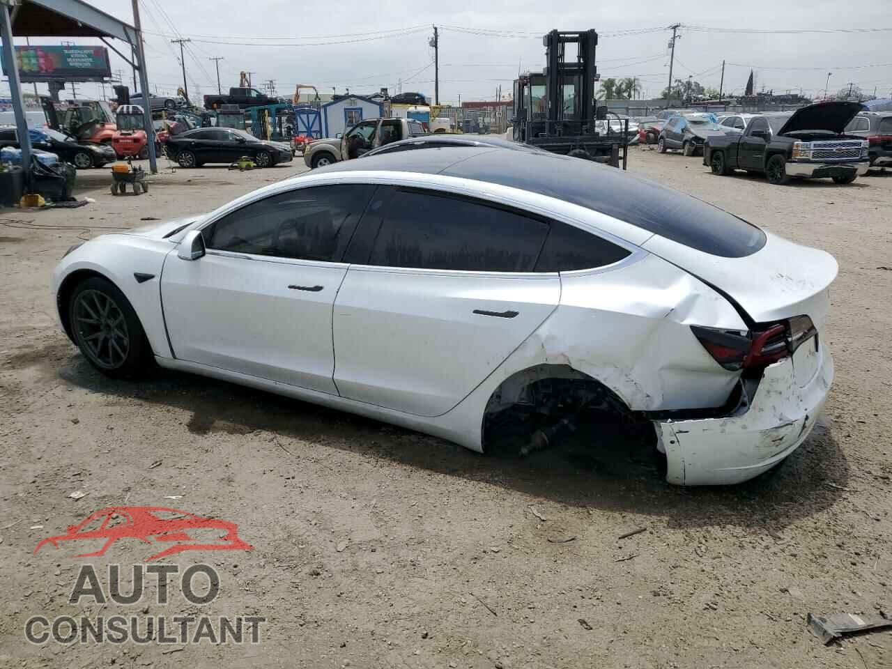 TESLA MODEL 3 2020 - 5YJ3E1EA5LF658828