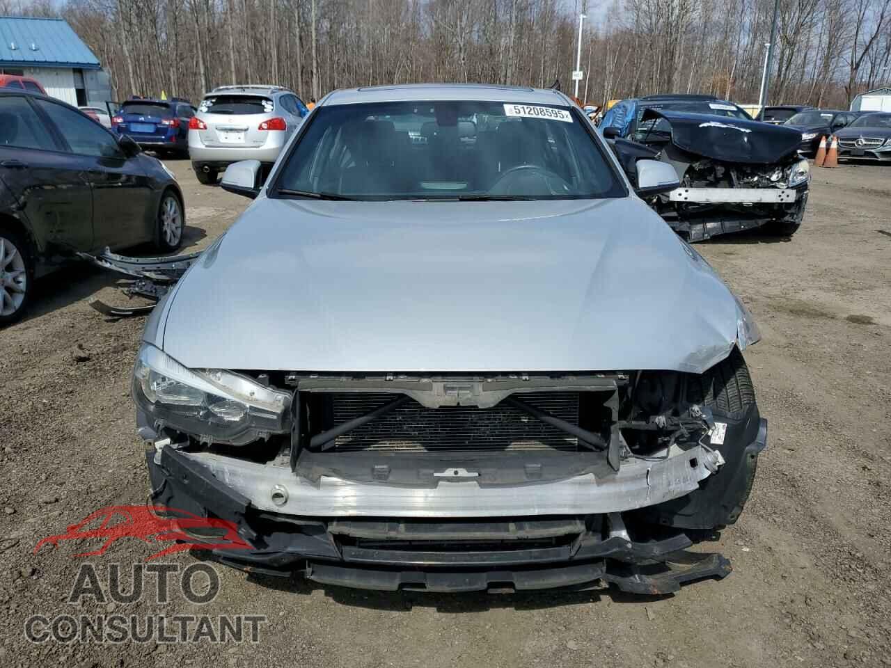 BMW 3 SERIES 2016 - WBA8E3G55GNU03358