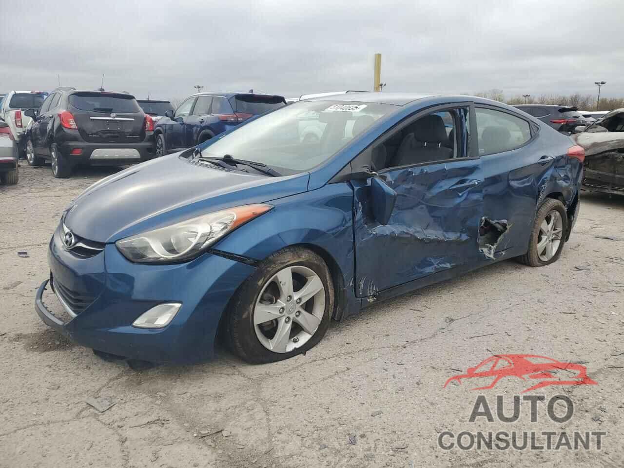 HYUNDAI ELANTRA 2013 - KMHDH4AE2DU949510