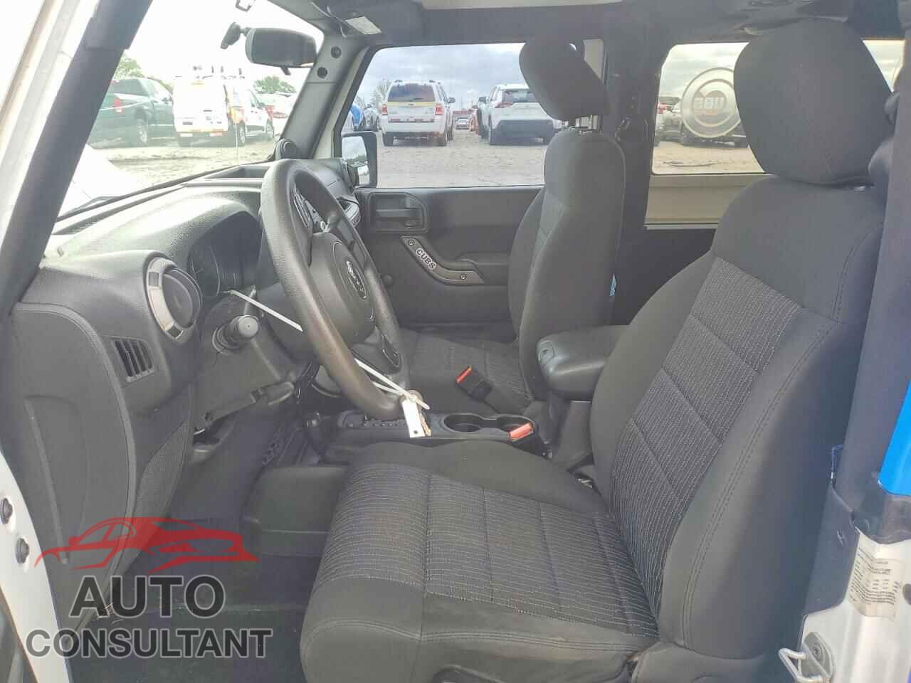 JEEP WRANGLER 2011 - 1J4AA2D18BL557685