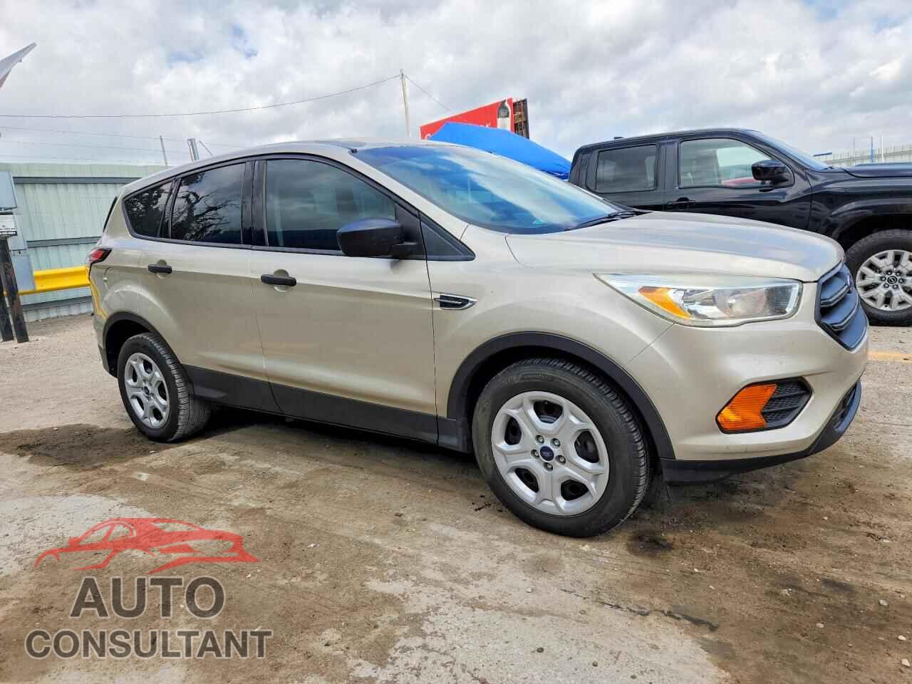 FORD ESCAPE 2017 - 1FMCU0F72HUD76365