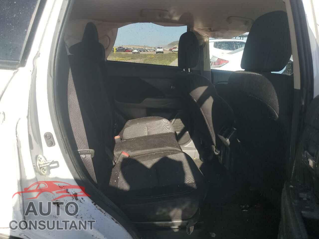 MITSUBISHI OUTLANDER 2020 - JA4AD2A39LZ045168