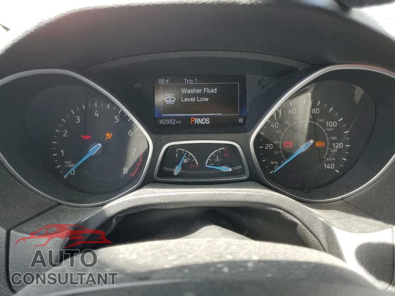 FORD FOCUS 2016 - 1FADP3K28GL202029