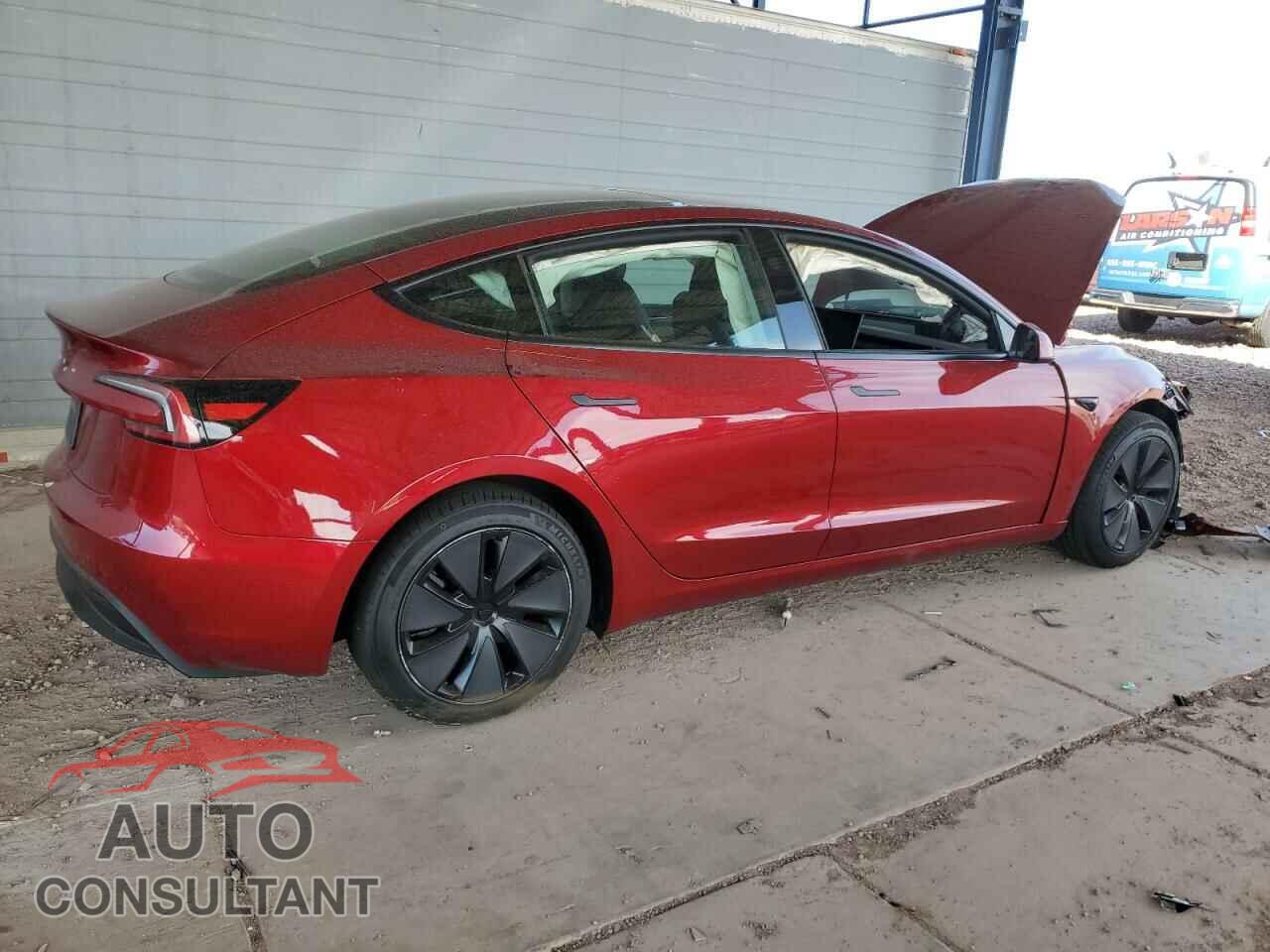 TESLA MODEL 3 2025 - 5YJ3E1EA4SF890321