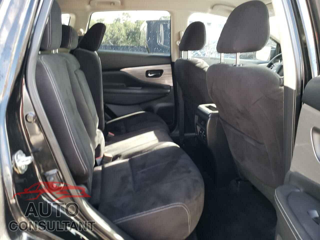 NISSAN MURANO 2018 - 5N1AZ2MG7JN189727