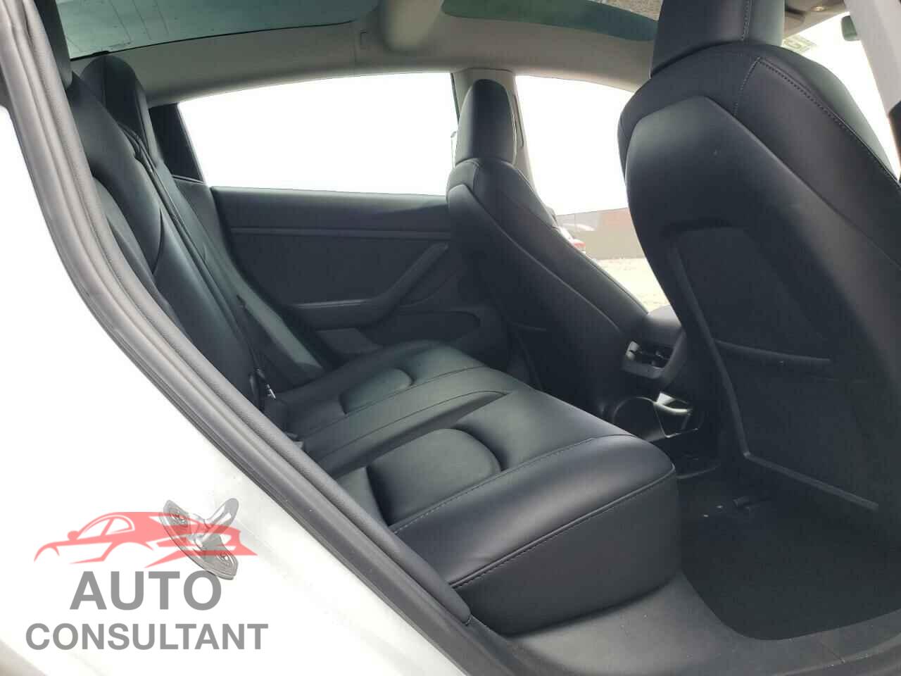 TESLA MODEL 3 2023 - 5YJ3E1EA5PF552319