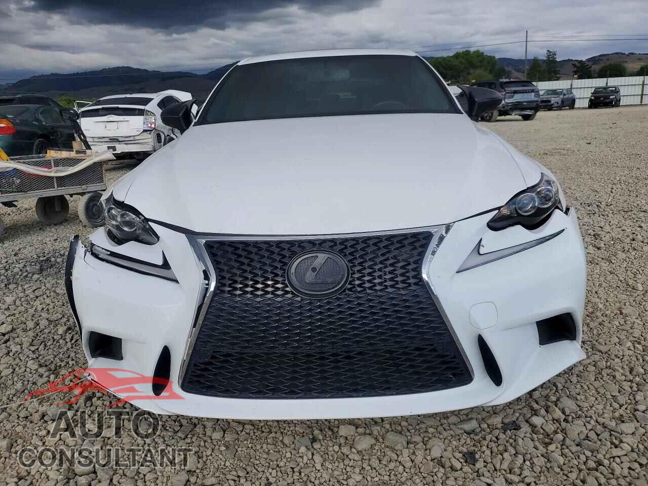 LEXUS IS 2015 - JTHBF1D2XF5062220