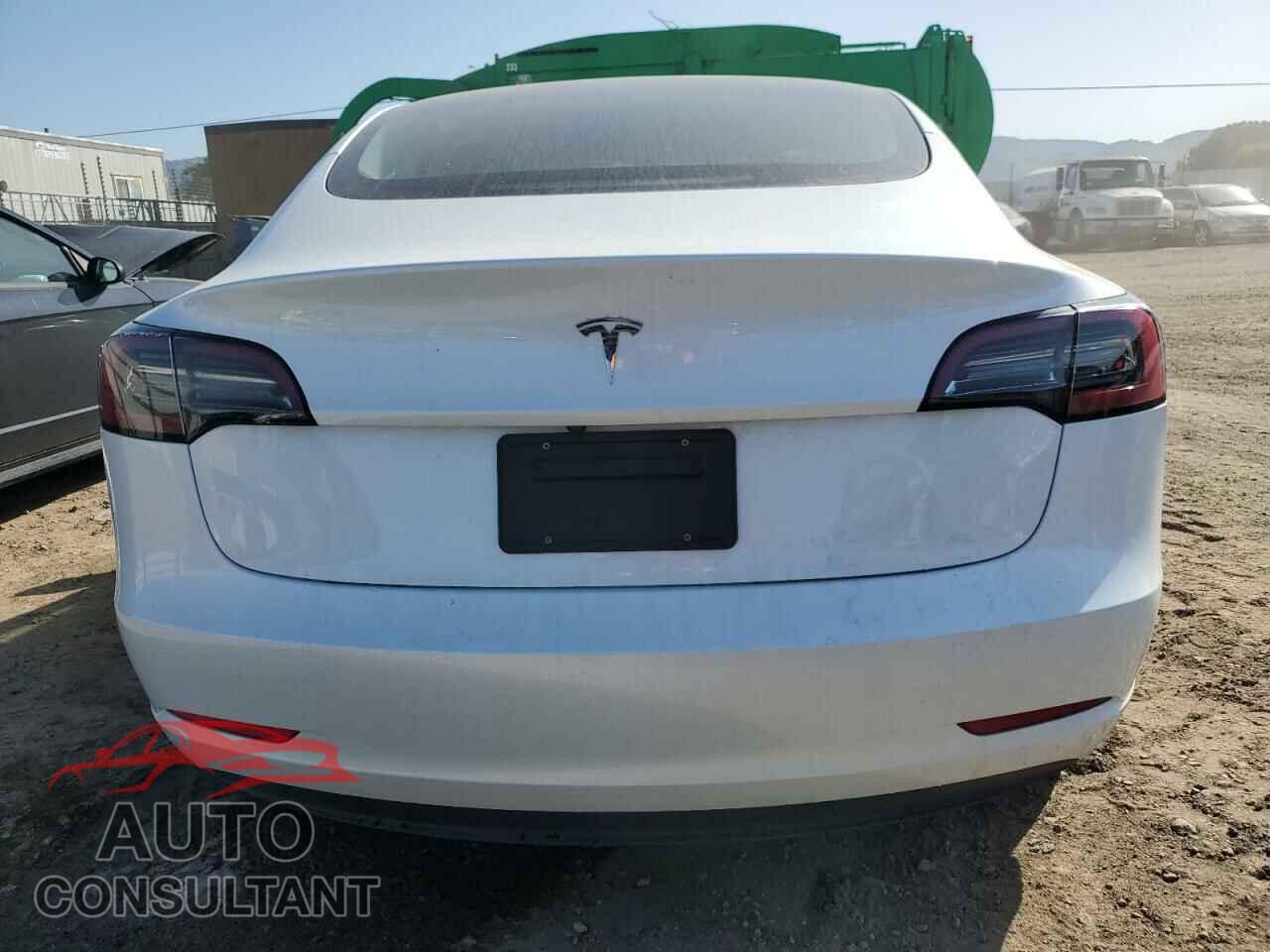 TESLA MODEL 3 2023 - 5YJ3E1EAXPF510311