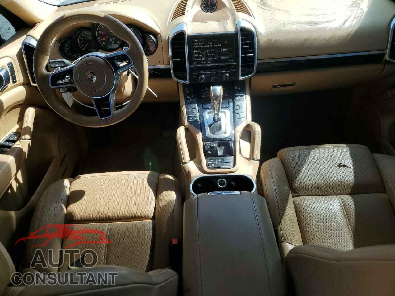 PORSCHE CAYENNE 2016 - WP1AA2A29GLA11308