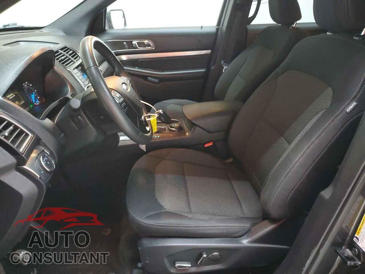 FORD EXPLORER 2018 - 1FM5K8D82JGB53420