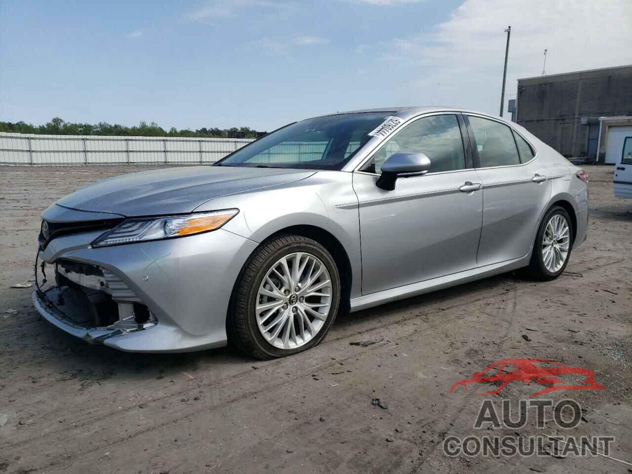TOYOTA CAMRY 2019 - 4T1B11HK2KU835316