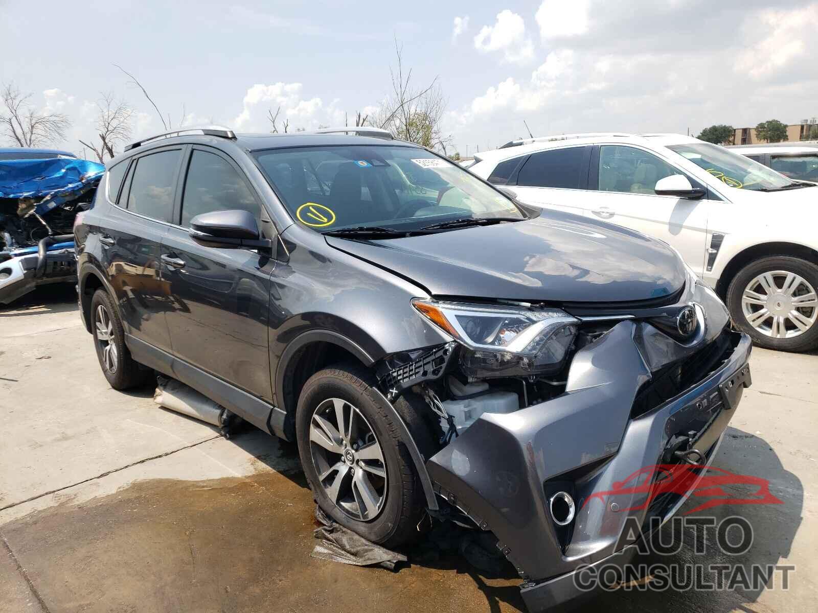 TOYOTA RAV4 2017 - JTMWFREV6HD093080