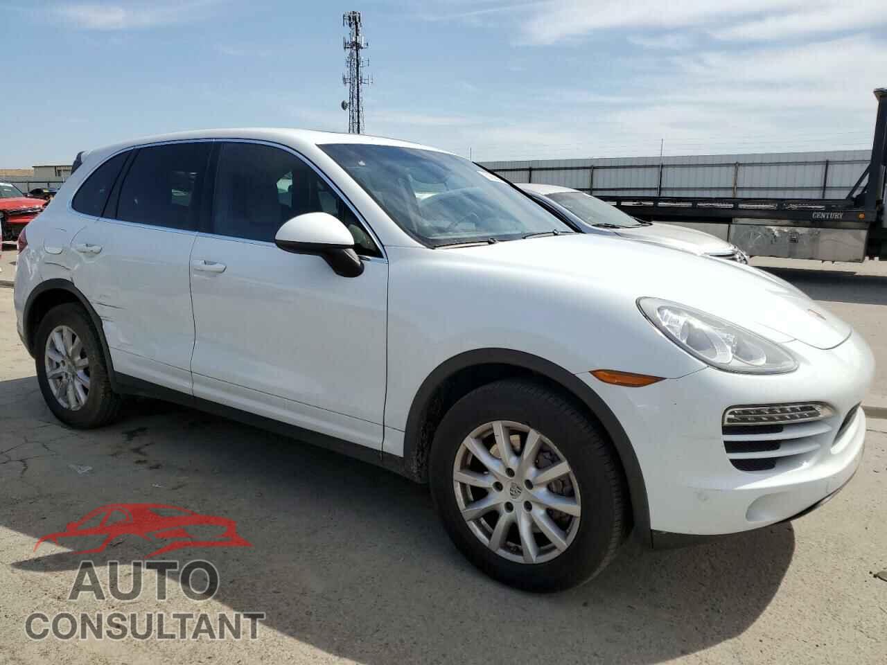 PORSCHE CAYENNE 2013 - WP1AA2A2XDLA04038