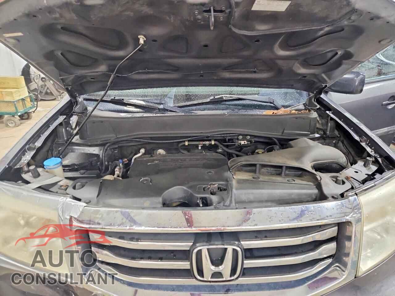 HONDA PILOT 2013 - 5FNYF4H25DB073032