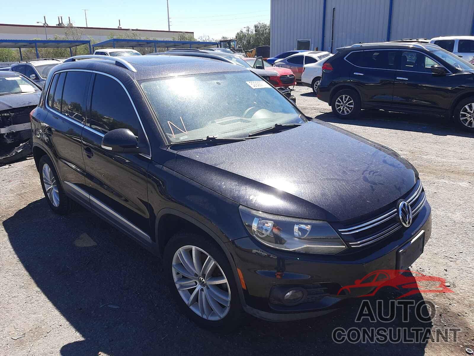 VOLKSWAGEN TIGUAN 2016 - WVGAV7AX3CW504033