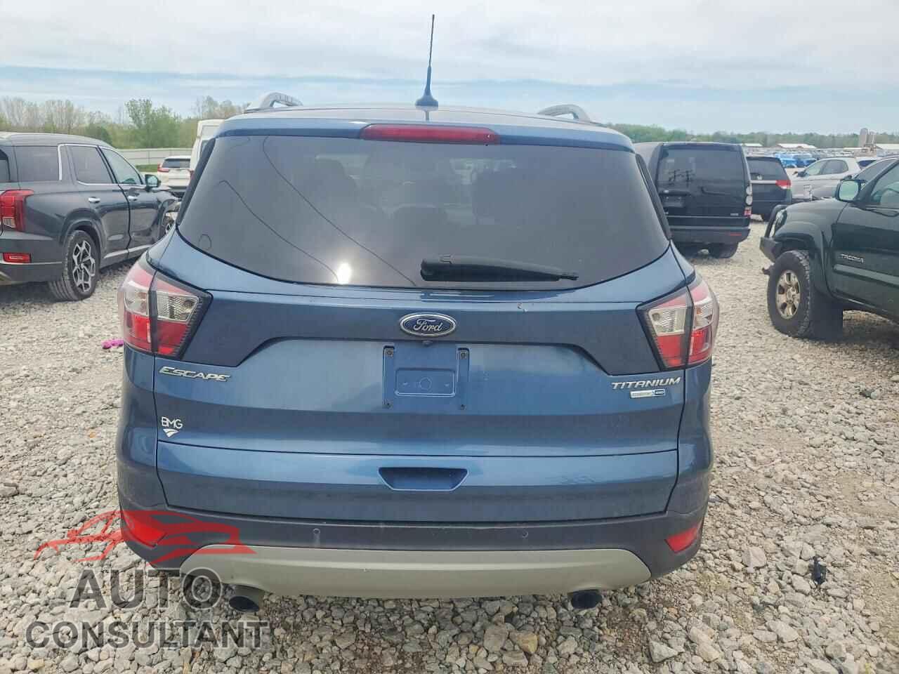 FORD ESCAPE 2018 - 1FMCU9J96JUB87639