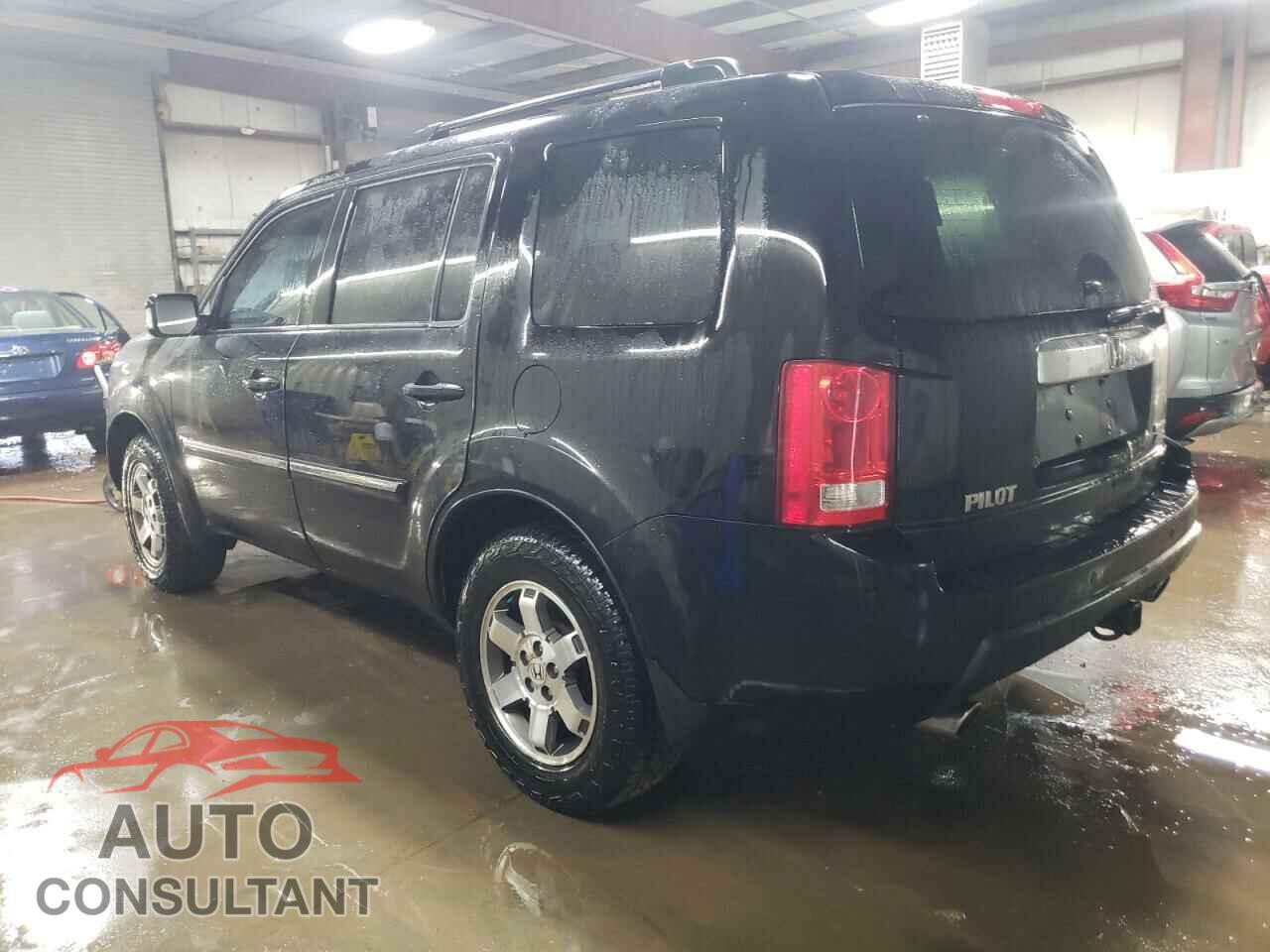 HONDA PILOT 2010 - 5FNYF4H84AB031676