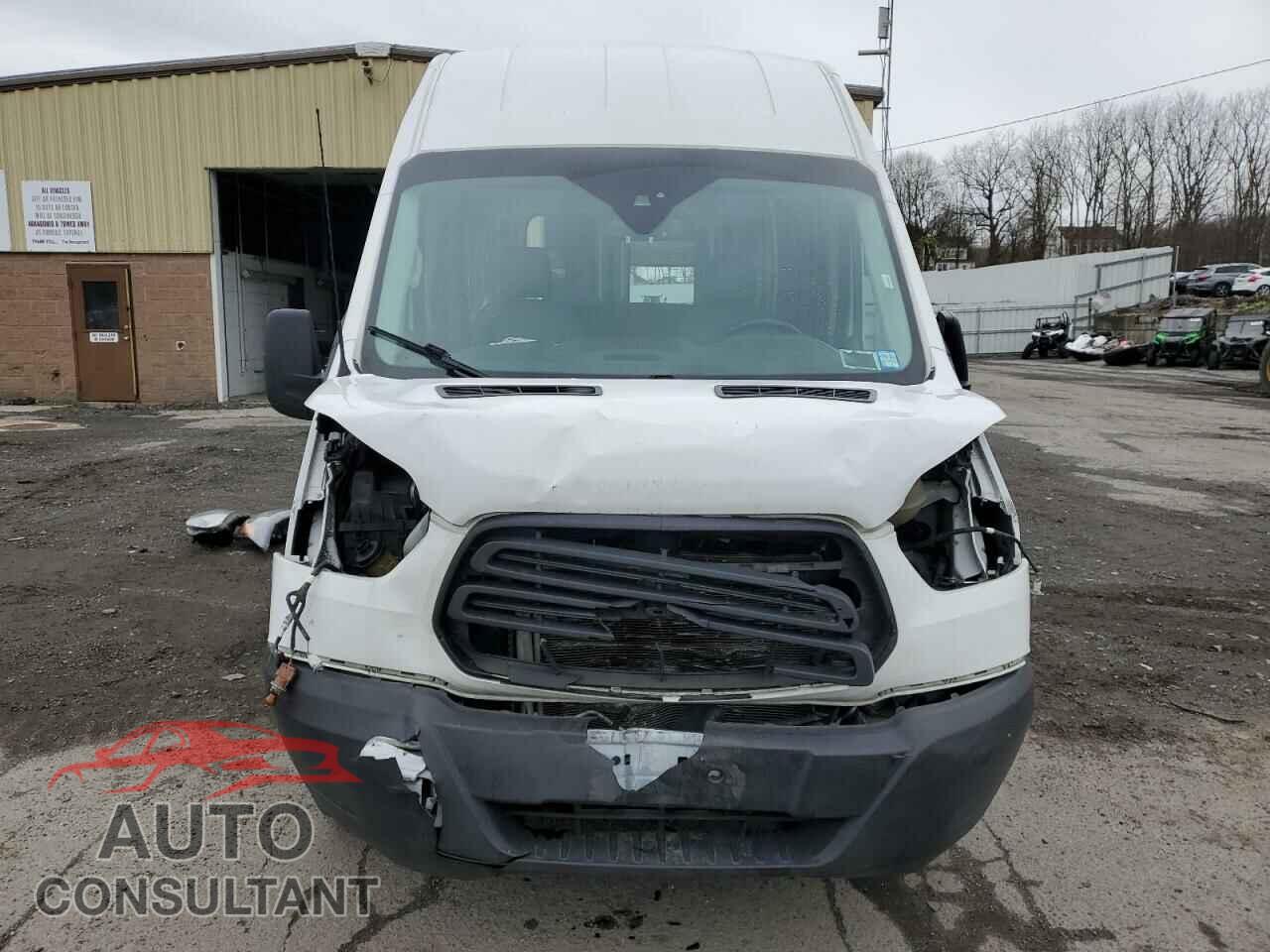 FORD TRANSIT 2019 - 1FTYR2XM6KKA82420