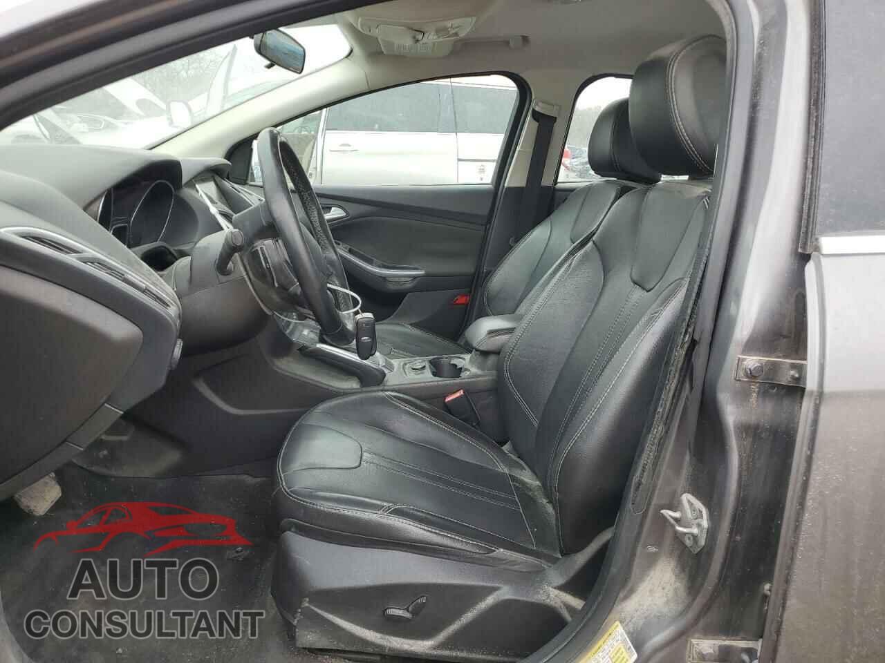 FORD FOCUS 2013 - 1FADP3N29DL271450