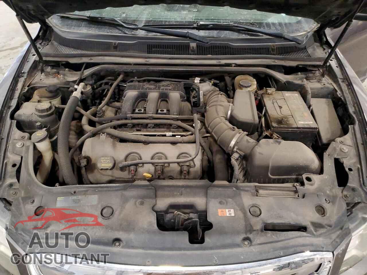 FORD TAURUS 2011 - 1FAHP2DW8BG145439