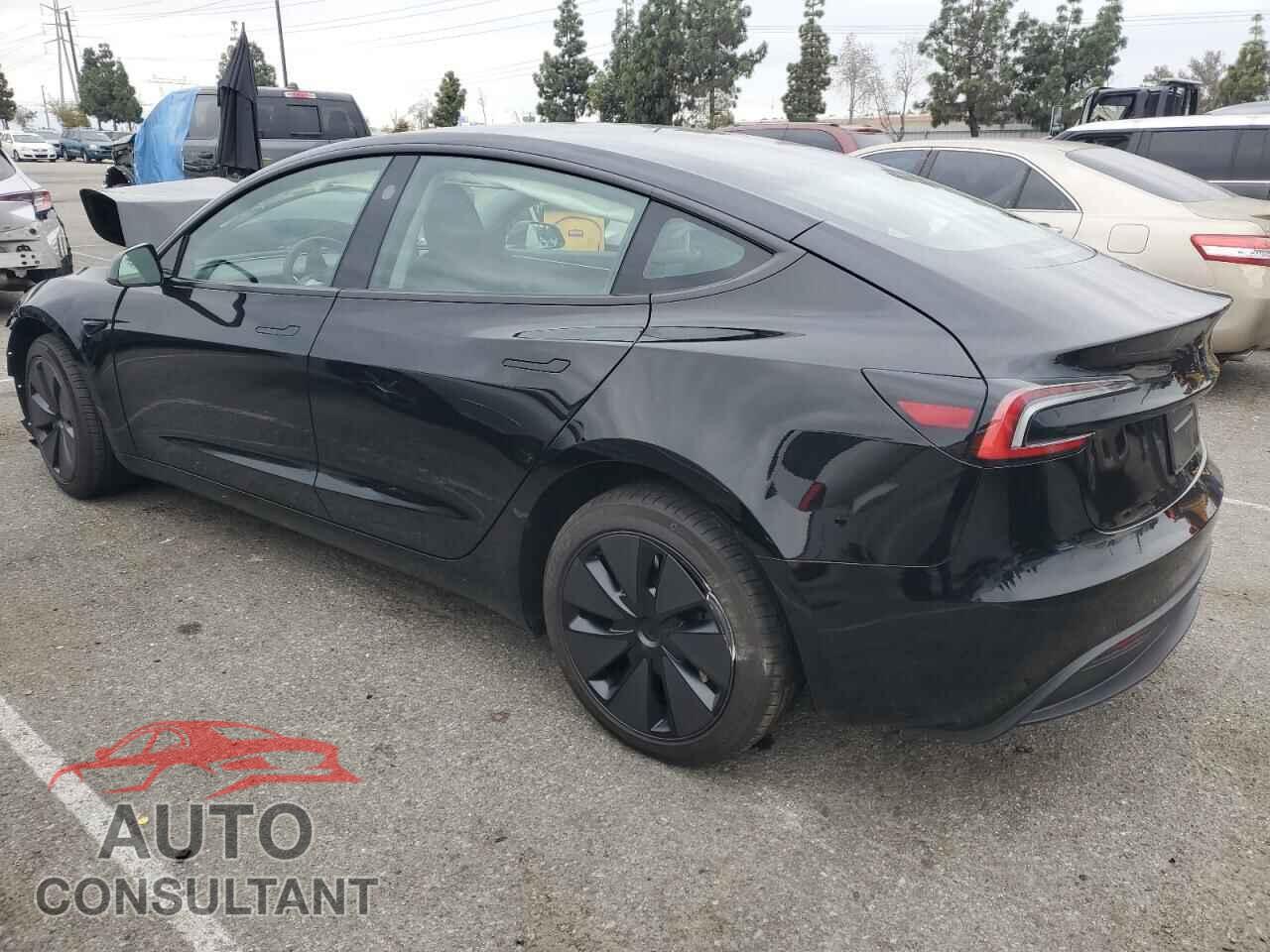 TESLA MODEL 3 2024 - 5YJ3E1EB4RF808428