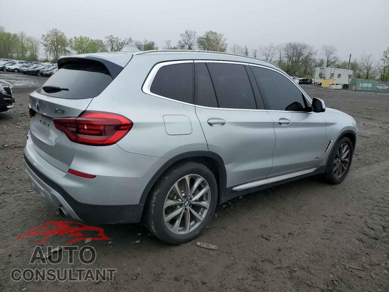 BMW X3 2018 - 5UXTR9C52JLC82626