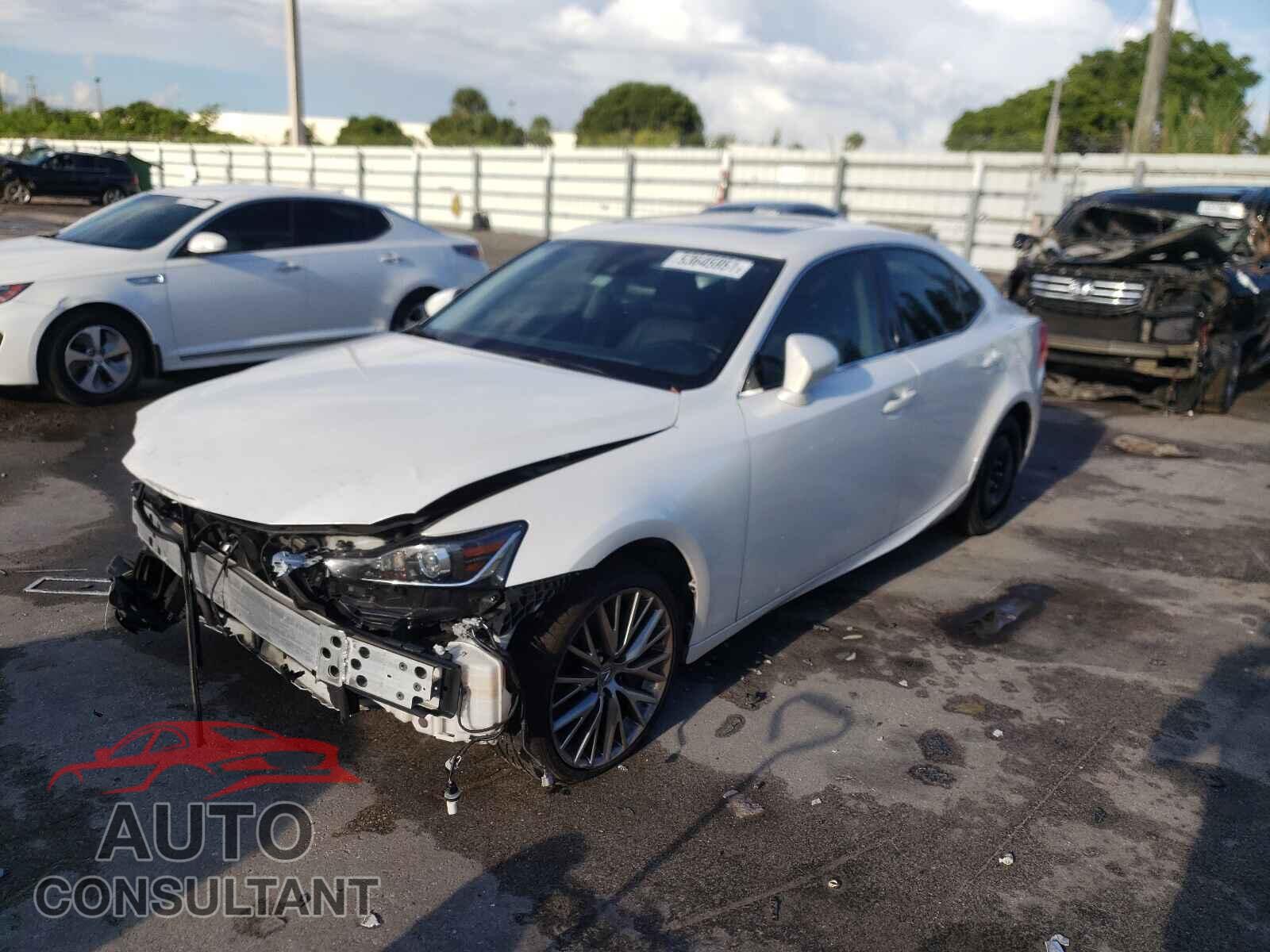 LEXUS IS 2017 - JTHBA1D21H5059949