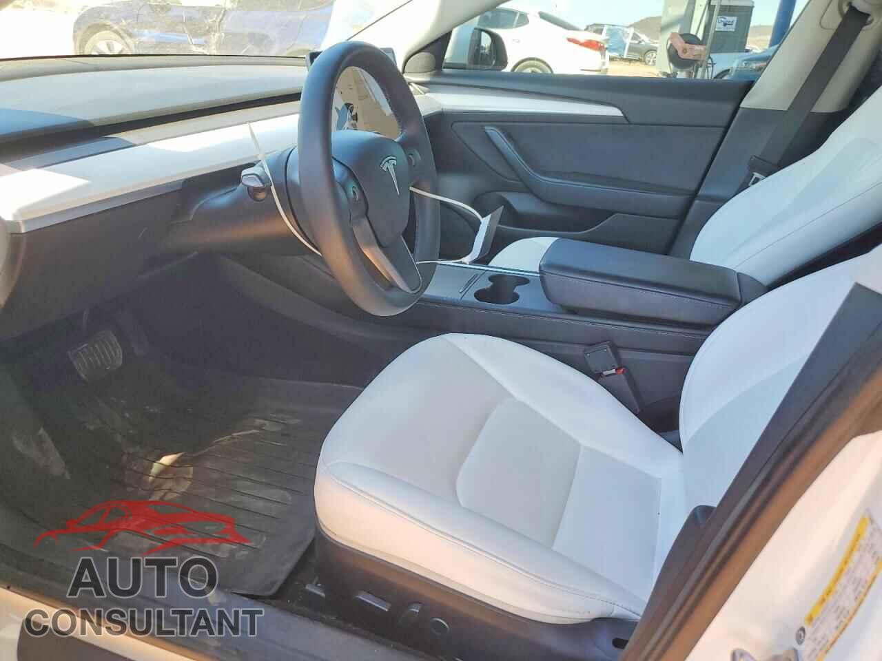 TESLA MODEL 3 2021 - 5YJ3E1EA4MF100065