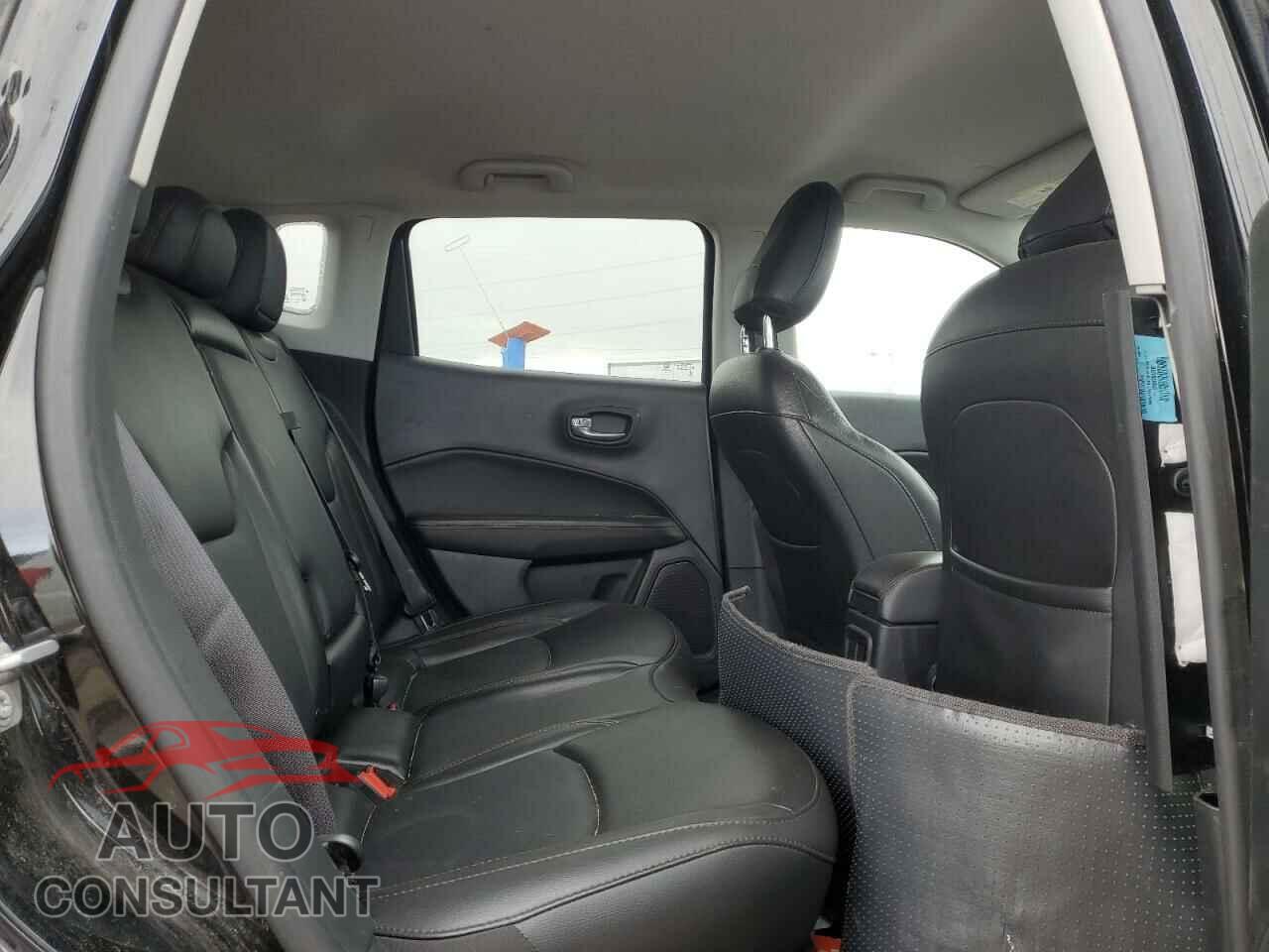 JEEP COMPASS 2020 - 3C4NJDCB2LT196733