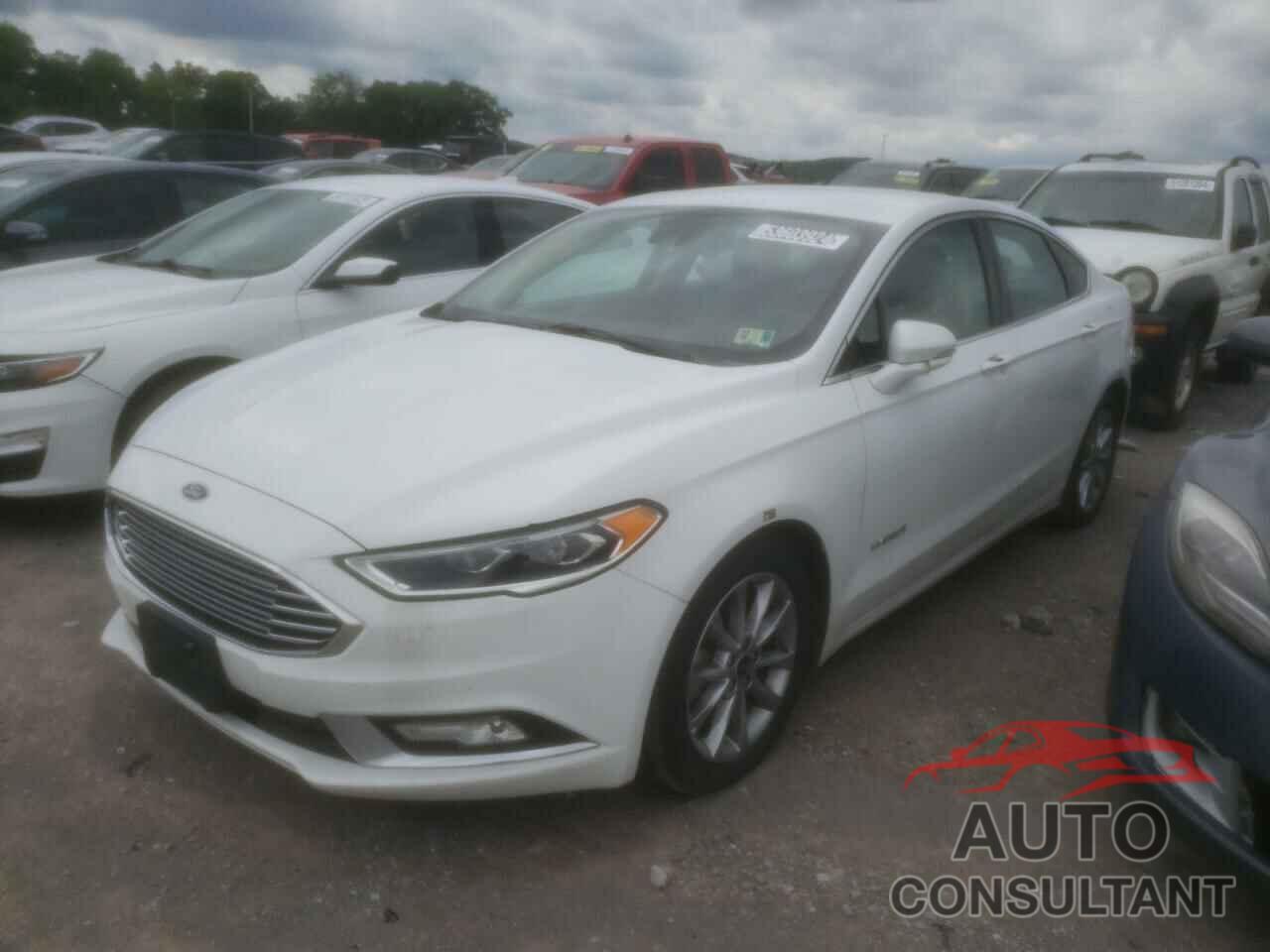 FORD FUSION 2017 - 3FA6P0LU8HR410082