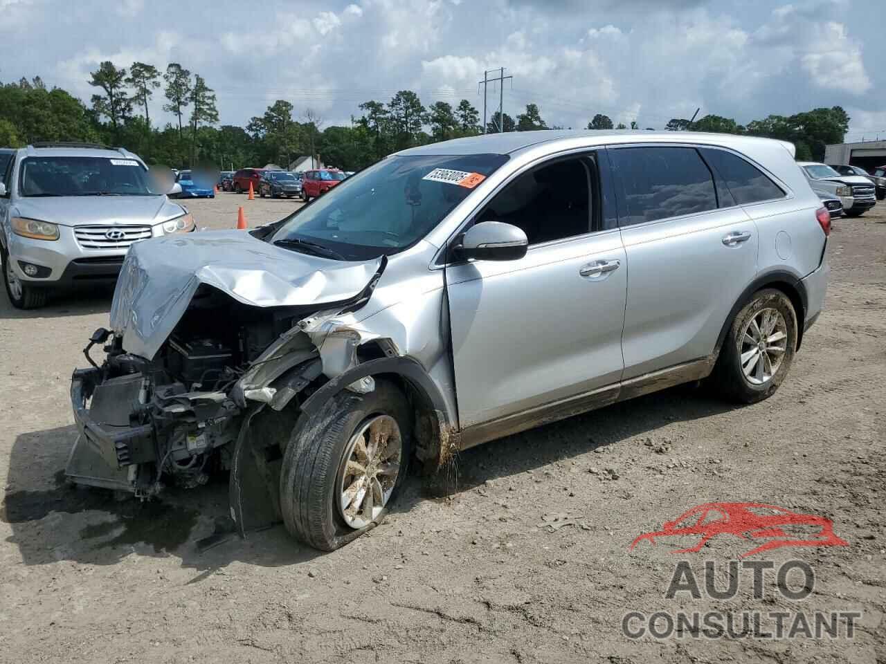 KIA SORENTO 2019 - 5XYPG4A39KG589329