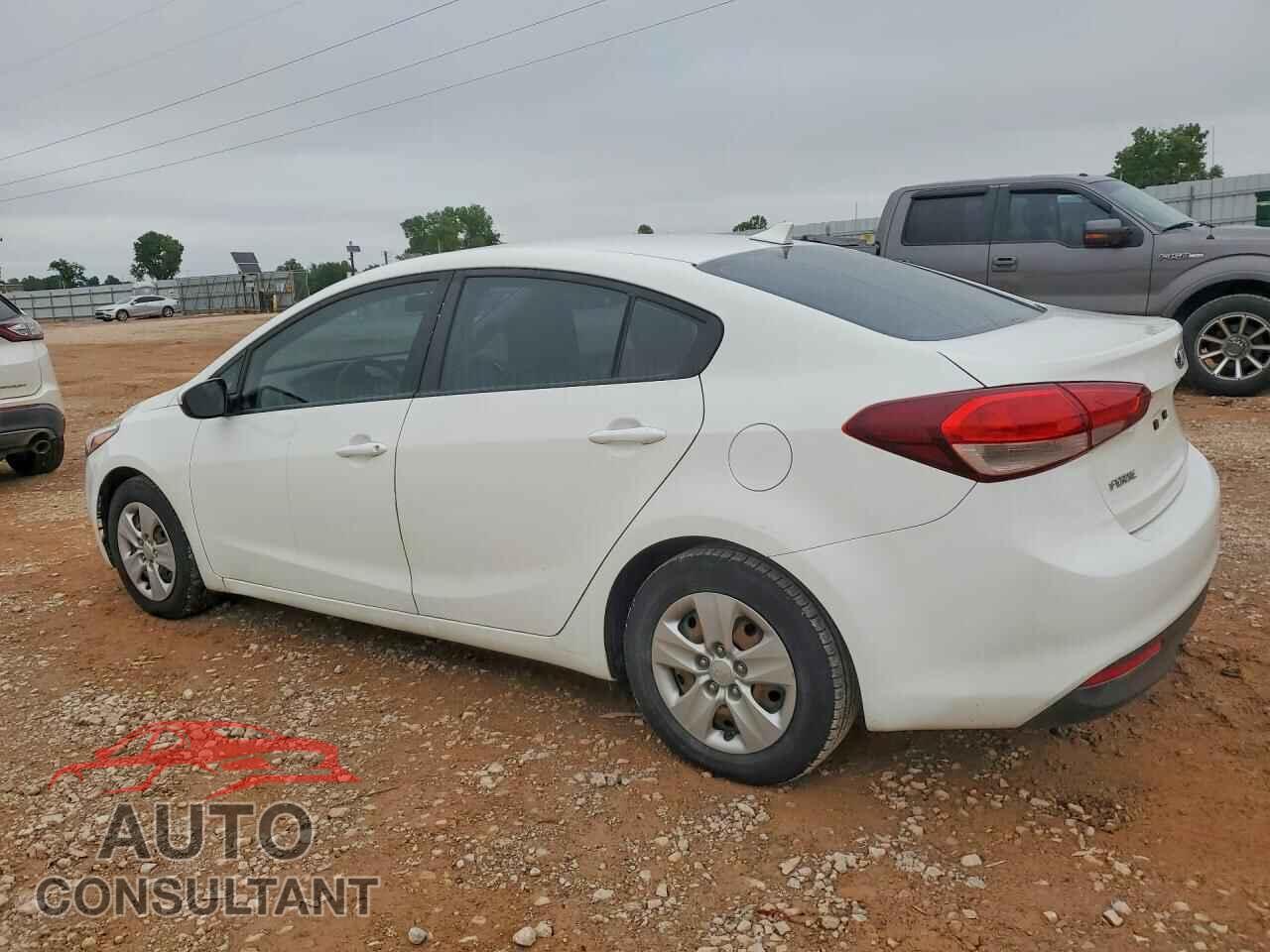 KIA FORTE 2017 - 3KPFK4A77HE077331