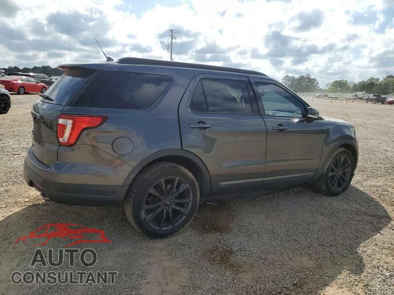 FORD EXPLORER 2018 - 1FM5K7D8XJGB26072
