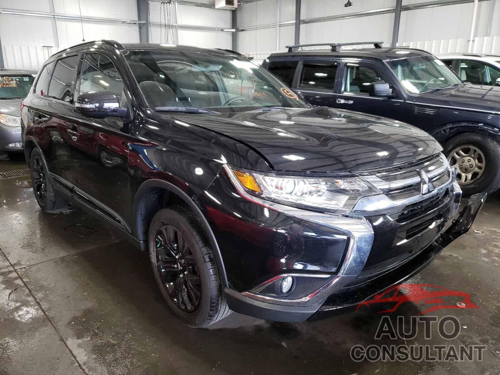 MITSUBISHI OUTLANDER 2018 - JA4AZ3A39JZ030027