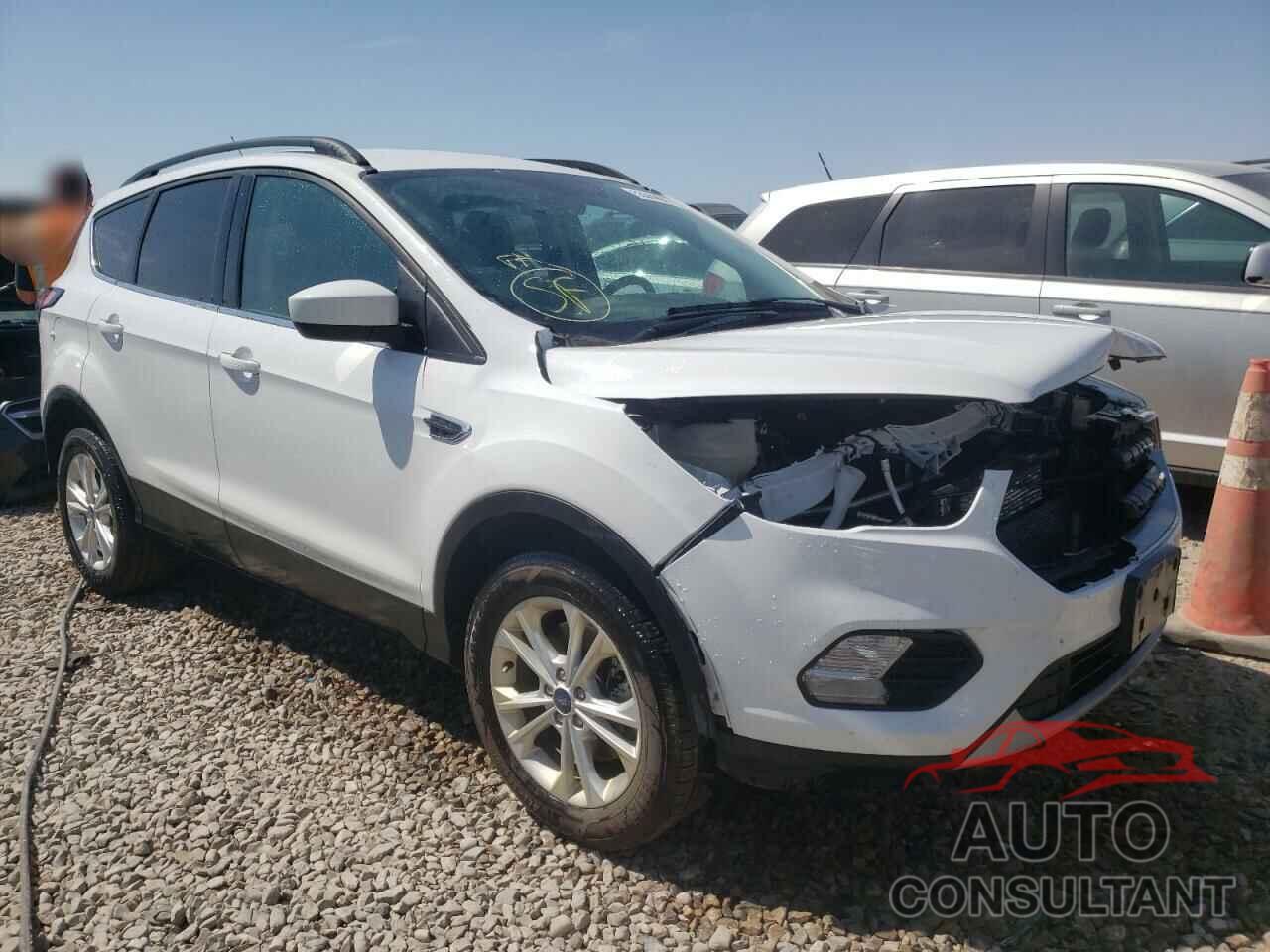 FORD ESCAPE 2017 - 1FMCU9G96HUE38161