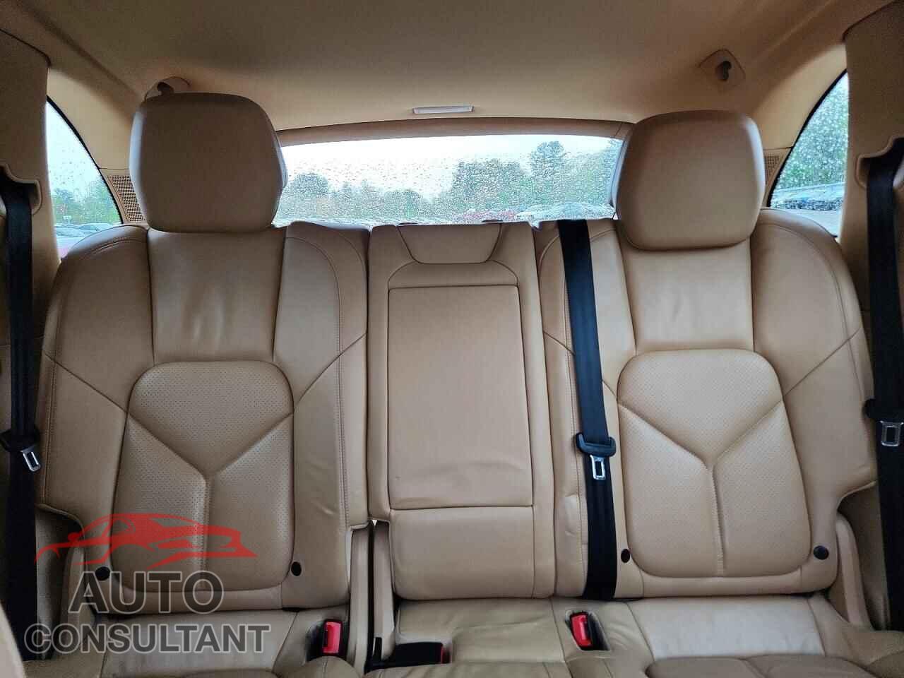PORSCHE CAYENNE 2012 - WP1AE2A2XCLA90017
