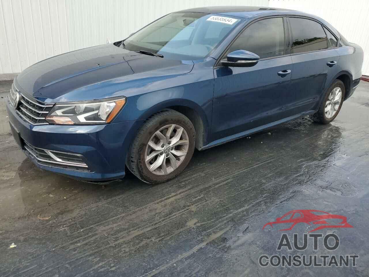 VOLKSWAGEN PASSAT 2018 - 1VWAA7A34JC021661