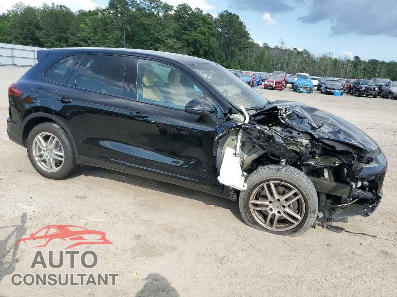 PORSCHE CAYENNE 2018 - WP1AA2A22JKA06545